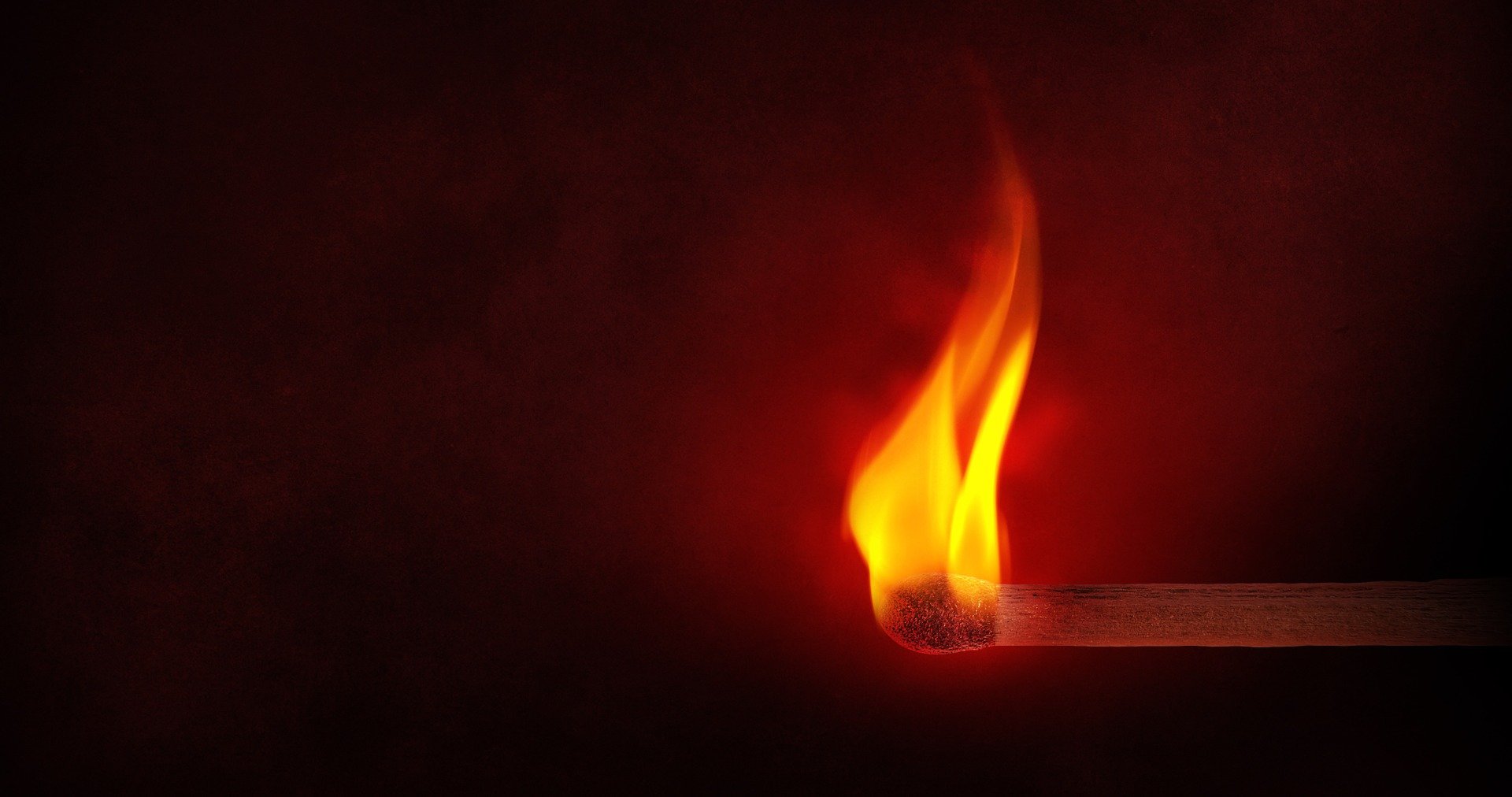 flame-1363003_1920 (1)